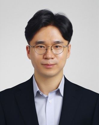 류철 교수이미지